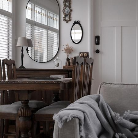 Walton House Panzió Huonville Kültér fotó
