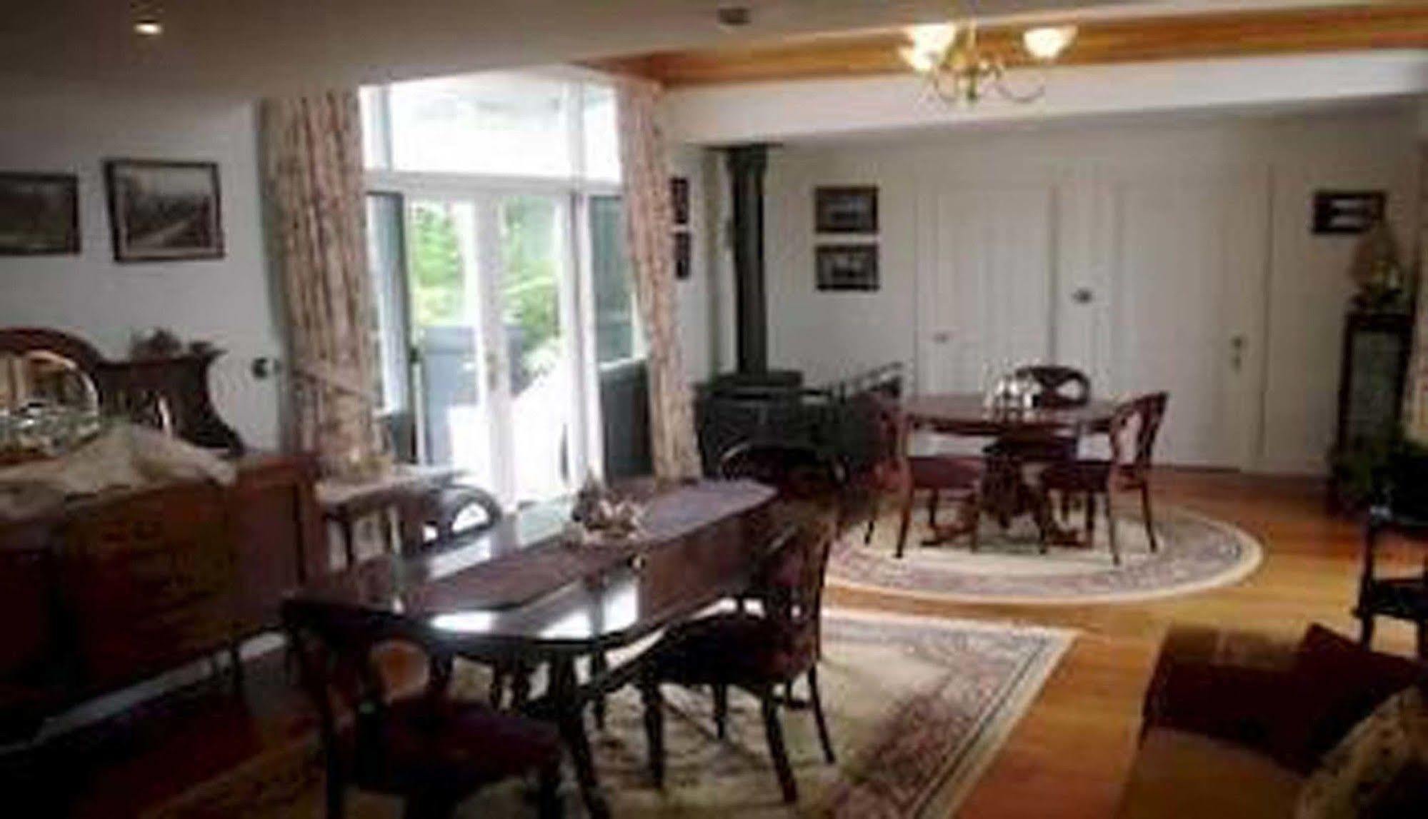 Walton House Panzió Huonville Kültér fotó