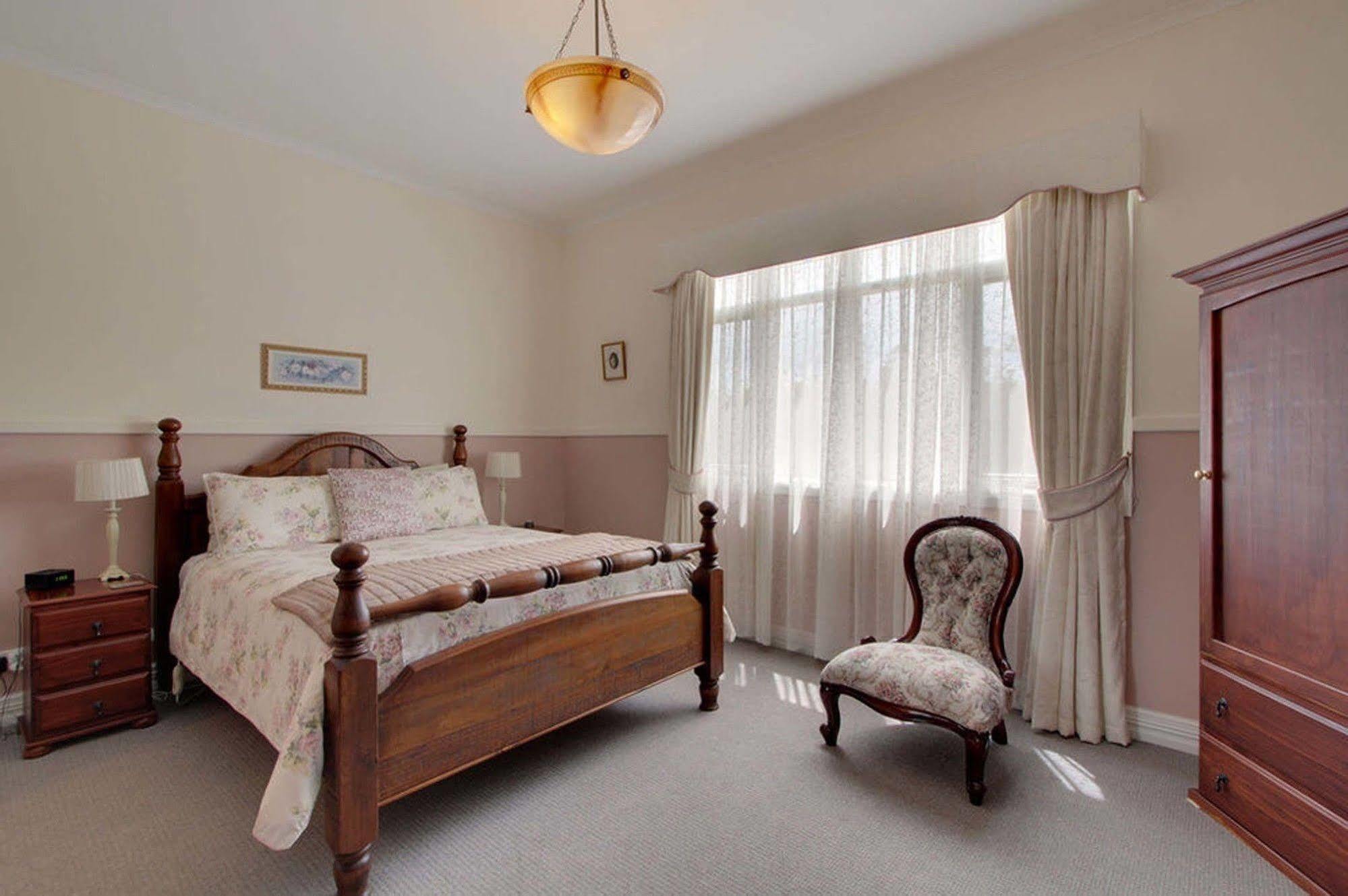 Walton House Panzió Huonville Kültér fotó