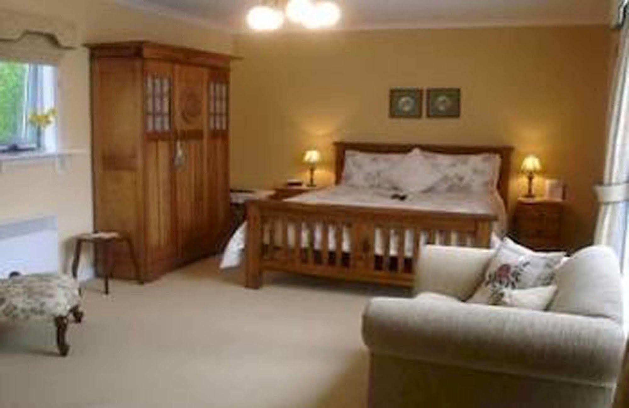 Walton House Panzió Huonville Kültér fotó